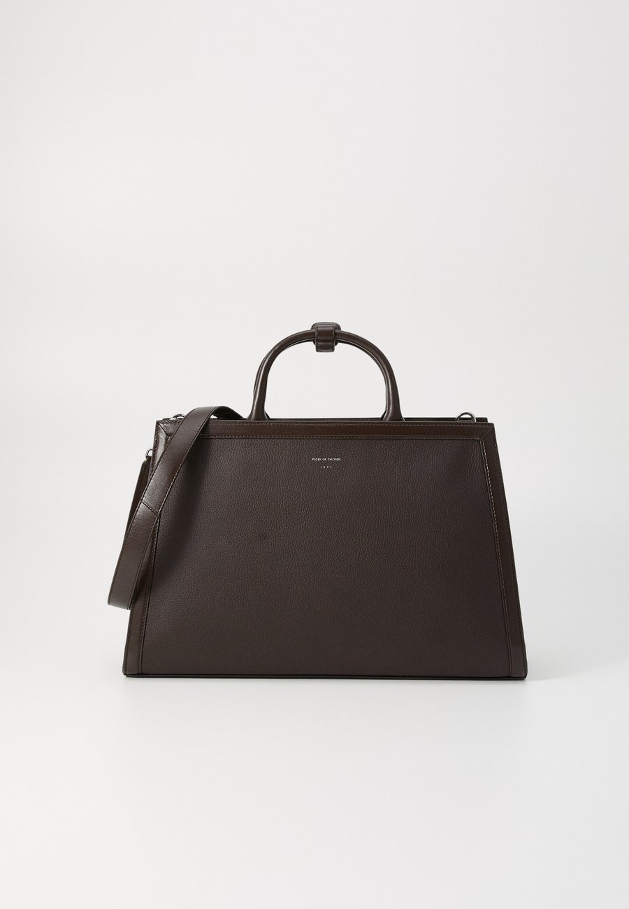 Сумка кросс-боди Tiger of Sweden ACORI UNISEX, Dark Brown
Сумка кросс-боди Tiger of Sweden ACORI UNISEX, Dark Brown