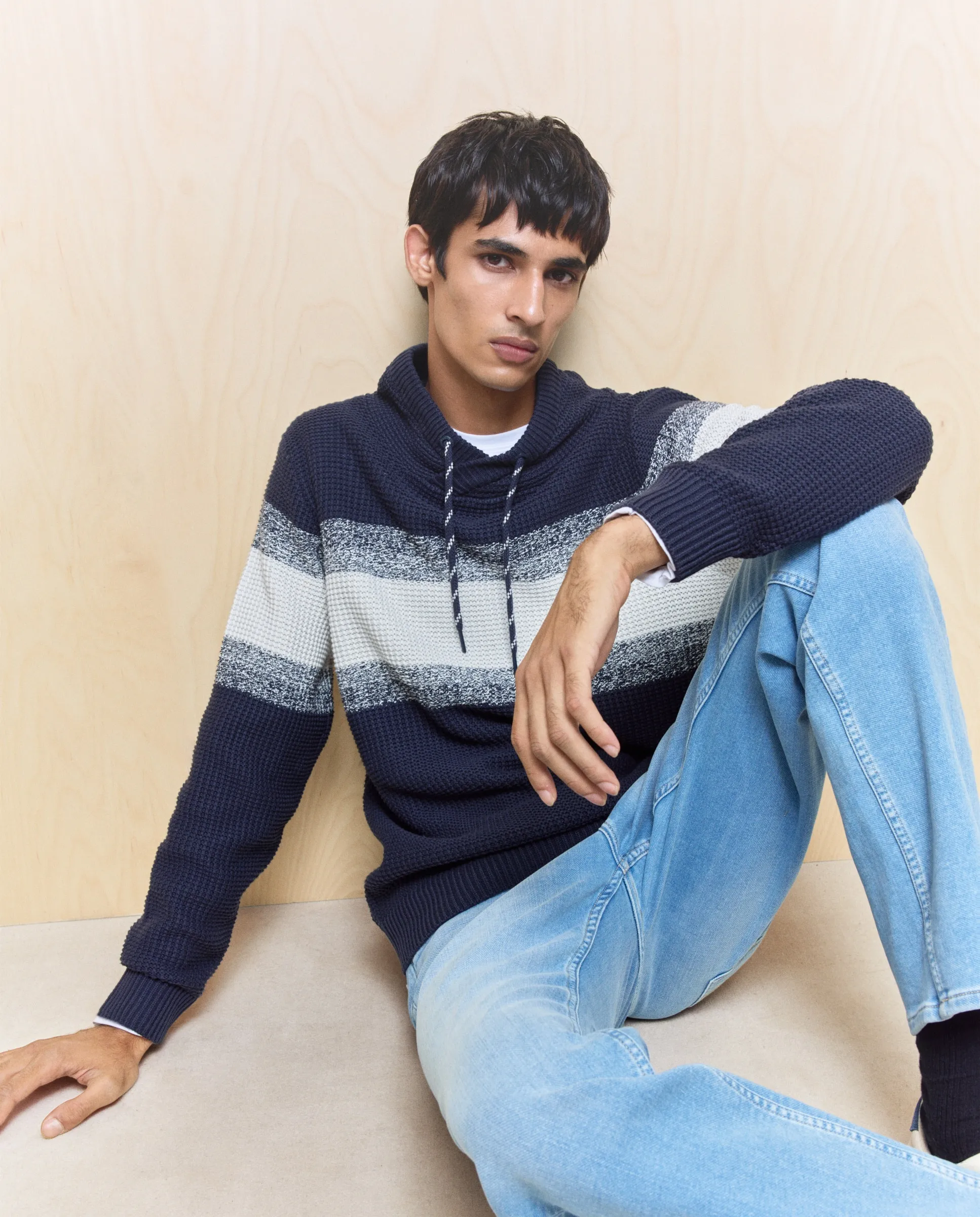 Мужской джемпер с высоким воротником Easy Wear, темно-синий
Мужской джемпер с высоким воротником Easy Wear, темно-синий