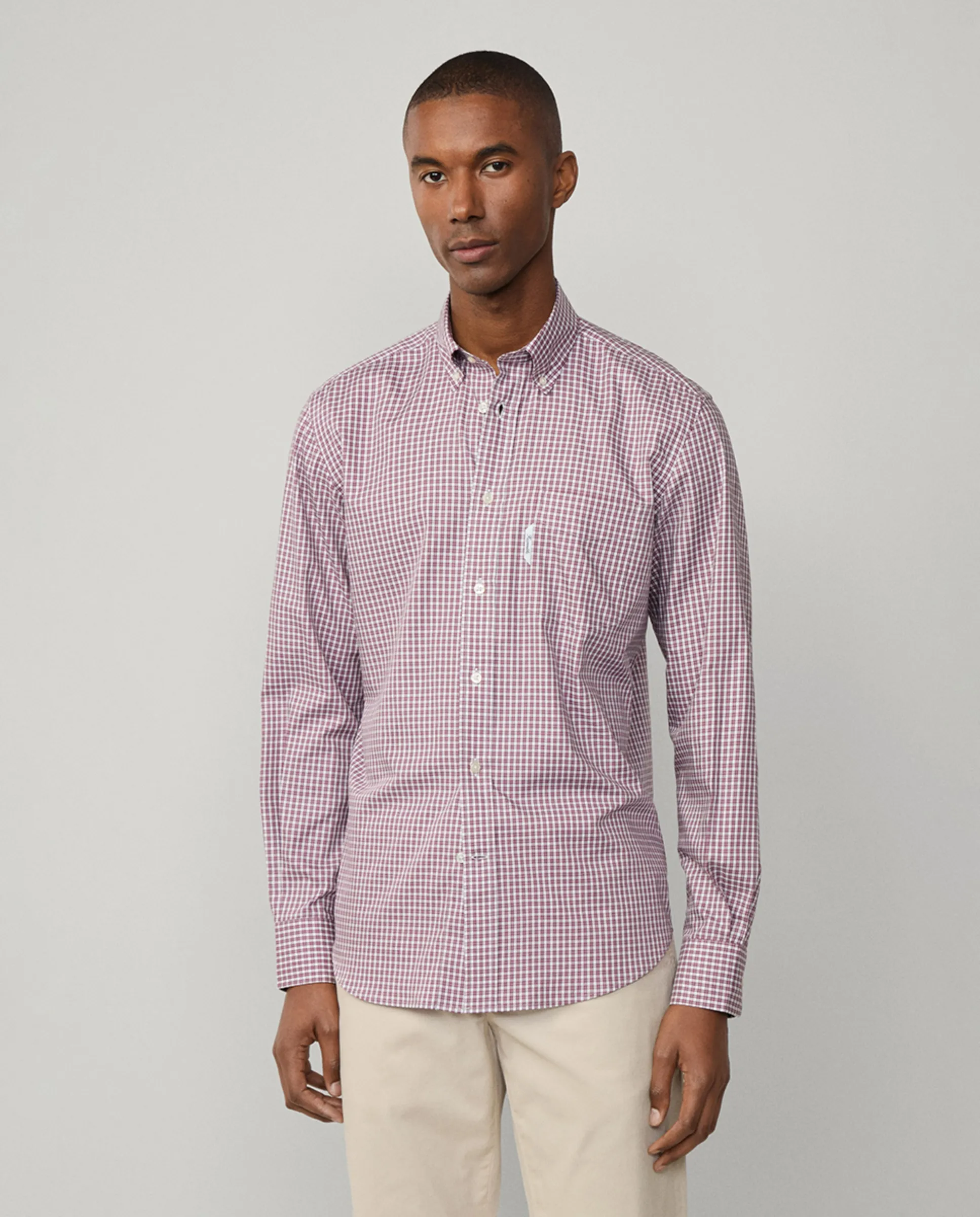 Мужская хлопковая рубашка из саржи в клетку мини тартан клубный крой Façonnable, красный
Мужская хлопковая рубашка из саржи в клетку мини тартан клубный крой Façonnable, красный