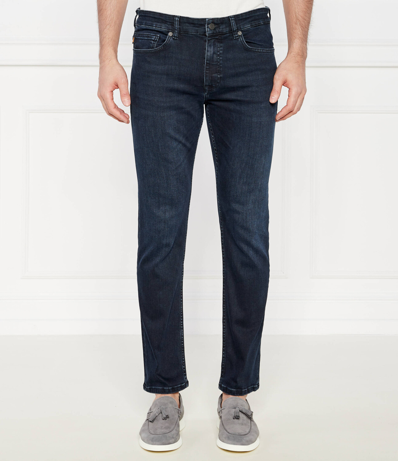 Джинсы BOSS ORANGE Delaware Slim Fit, темно-синий
Джинсы BOSS ORANGE Delaware Slim Fit, темно-синий