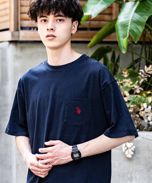 U.S. POLO ASSN. Футболка с коротким рукавом, свободного кроя, с круглым вырезом и принтом на спине, однотонная с каймой. US Polo Assn., темно-синий
U.S. POLO ASSN. Футболка с коротким рукавом, свободного кроя, с круглым вырезом и принтом на спине, однотонная с каймой. US Polo Assn., темно-синий