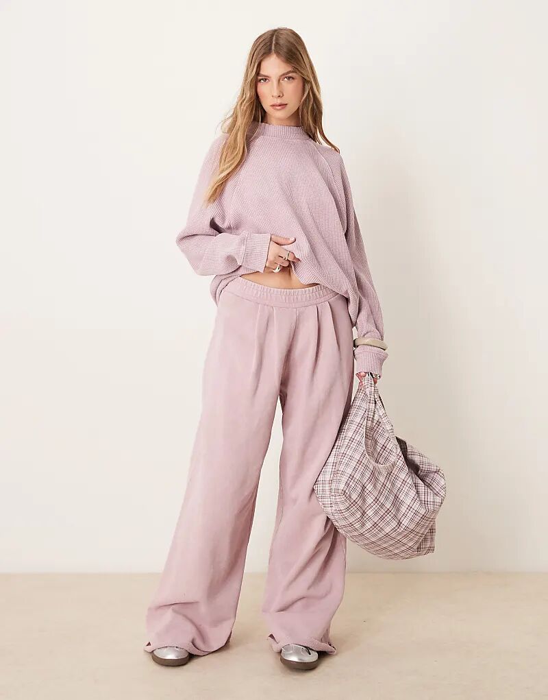 Экстремально широкие джоггеры в вымытом лилово-розовом цвете ASOS DESIGN
Экстремально широкие джоггеры в вымытом лилово-розовом цвете ASOS DESIGN