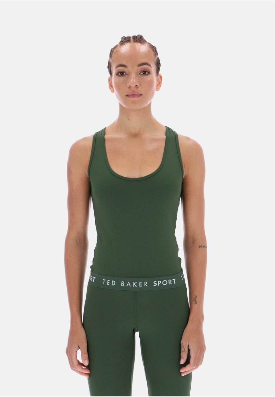 Топ Ted Baker Sports ESSENTIALS TANK, Black Forest/Dark Green
Топ Ted Baker Sports ESSENTIALS TANK, Black Forest/Dark Green