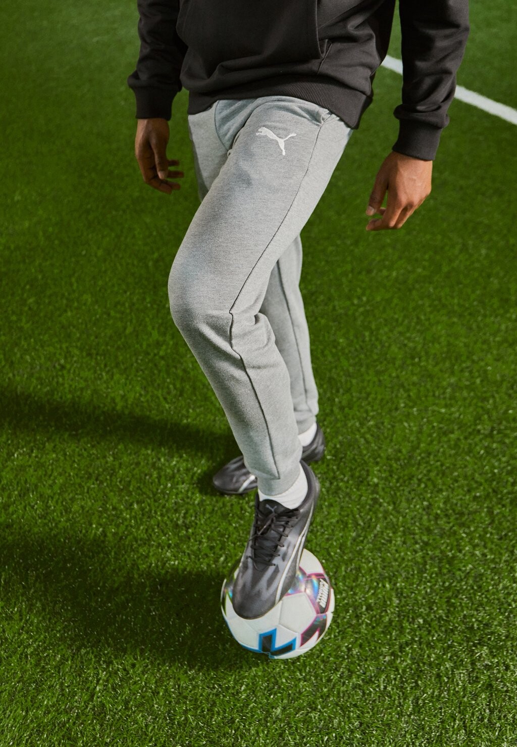 Спортивные брюки Teamgoal Casuals Pants Puma, цвет medium gray heather 
Спортивные брюки Teamgoal Casuals Pants Puma, цвет medium gray heather