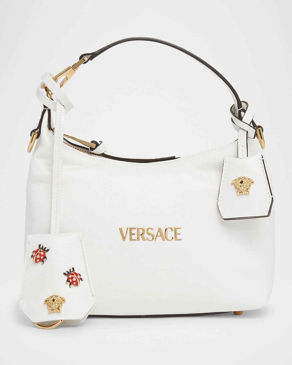 Кожаная сумка через плечо La Medusa на молнии Versace, черный
Кожаная сумка через плечо La Medusa на молнии Versace, черный