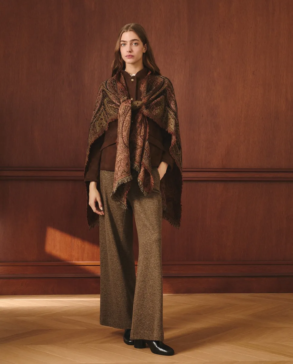 Женские брюки из мягкой ткани с узором «елочка» Lloyd's, коричневый
Женские брюки из мягкой ткани с узором «елочка» Lloyd's, коричневый