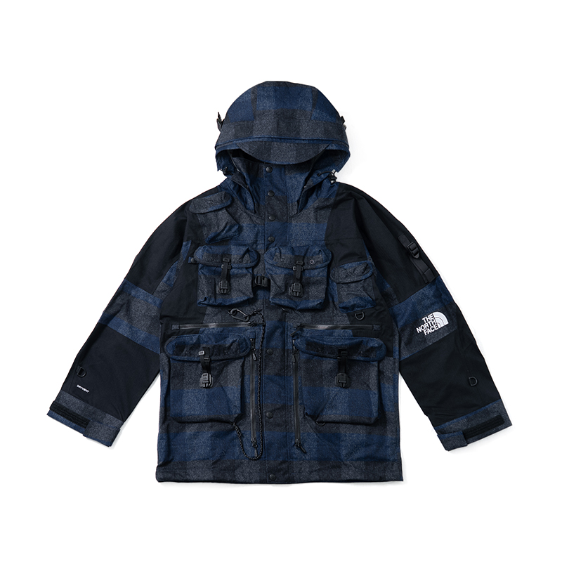 THE NORTH FACE Куртка мужская синяя
THE NORTH FACE Куртка мужская синяя