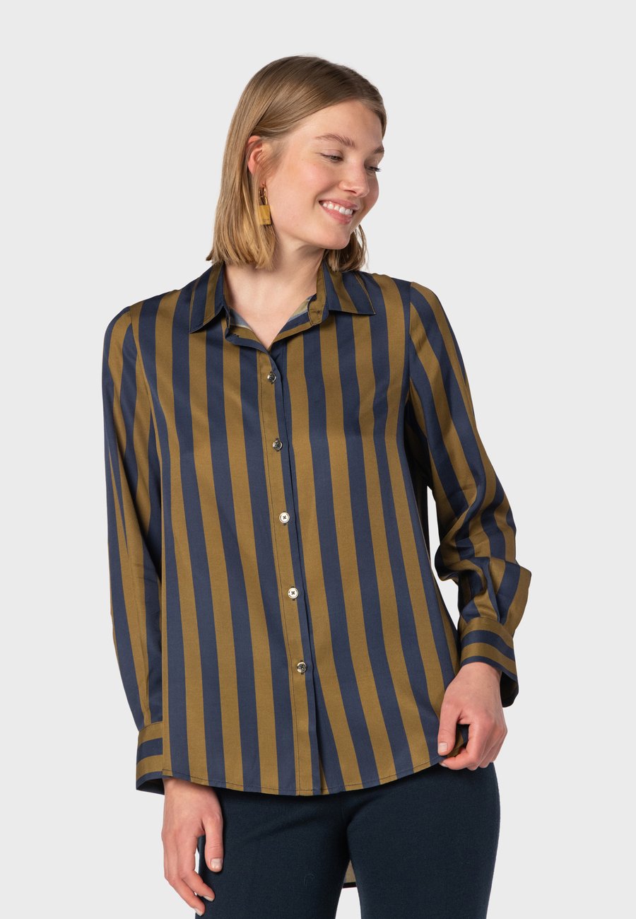 Блуза NAULOVER Button-down blouse, Dark Khaki/Dark Green
Блуза NAULOVER Button-down blouse, Dark Khaki/Dark Green