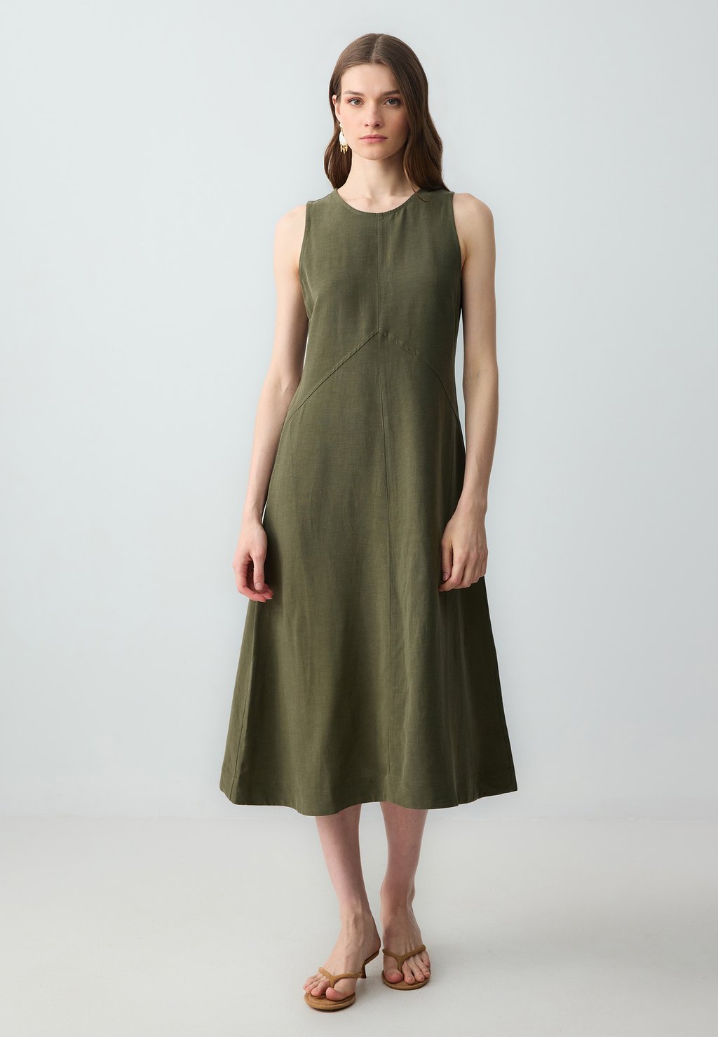 Повседневное платье CREW NECK Jimmy Key, хаки
Повседневное платье CREW NECK Jimmy Key, хаки