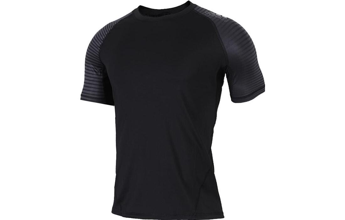 Футболка мужская черная Adidas, черный 
Футболка мужская черная Adidas, черный