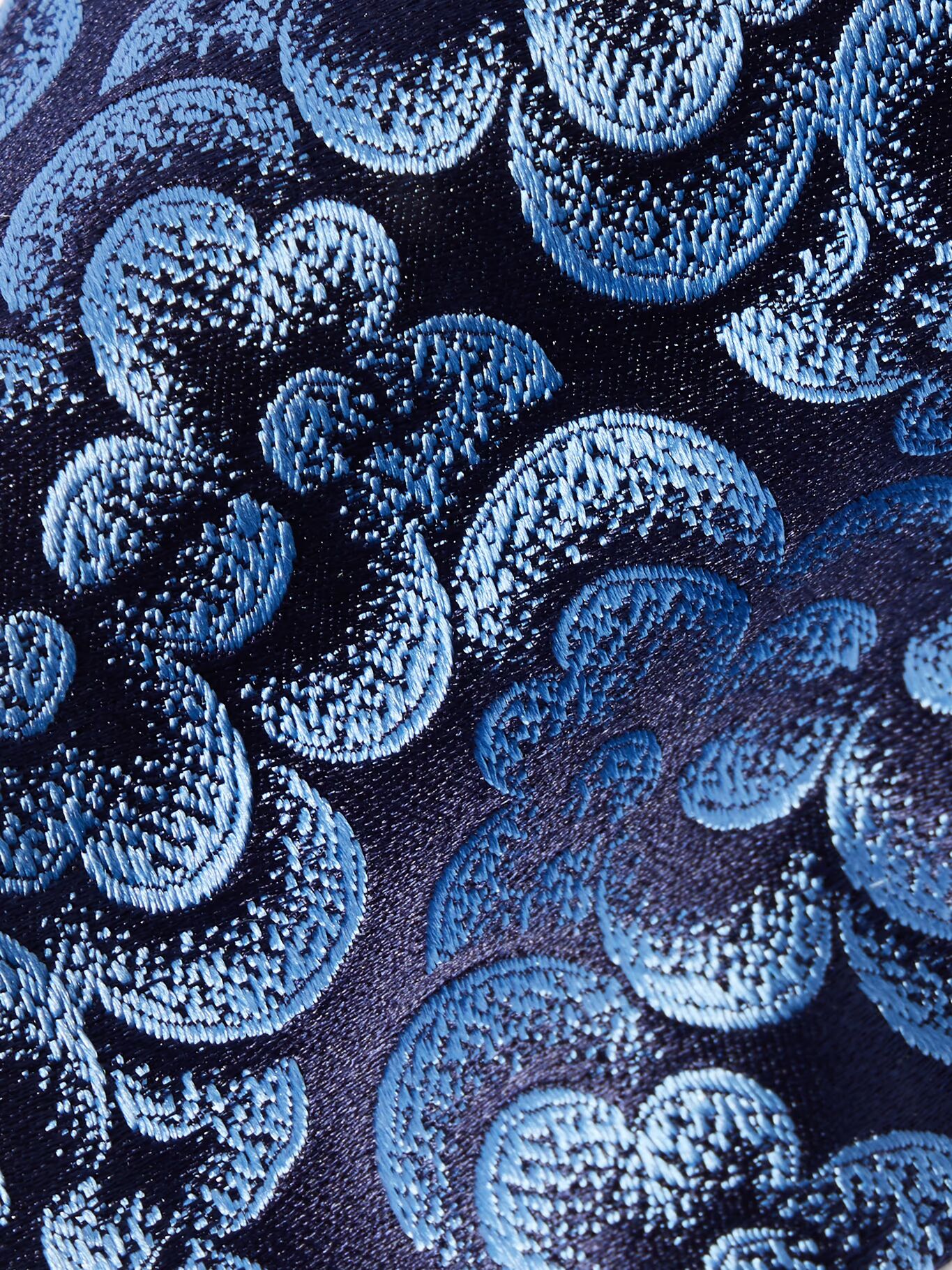 Галстук из шелка с цветочным жаккардовым узором, 8,5 см CHARVET, темно-синий
Галстук из шелка с цветочным жаккардовым узором, 8,5 см CHARVET, темно-синий