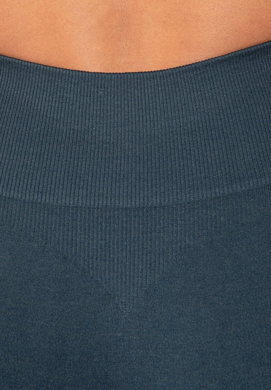 Леггинсы AMAZE ULTRA Smilodox, темно-зеленый
Леггинсы AMAZE ULTRA Smilodox, темно-зеленый