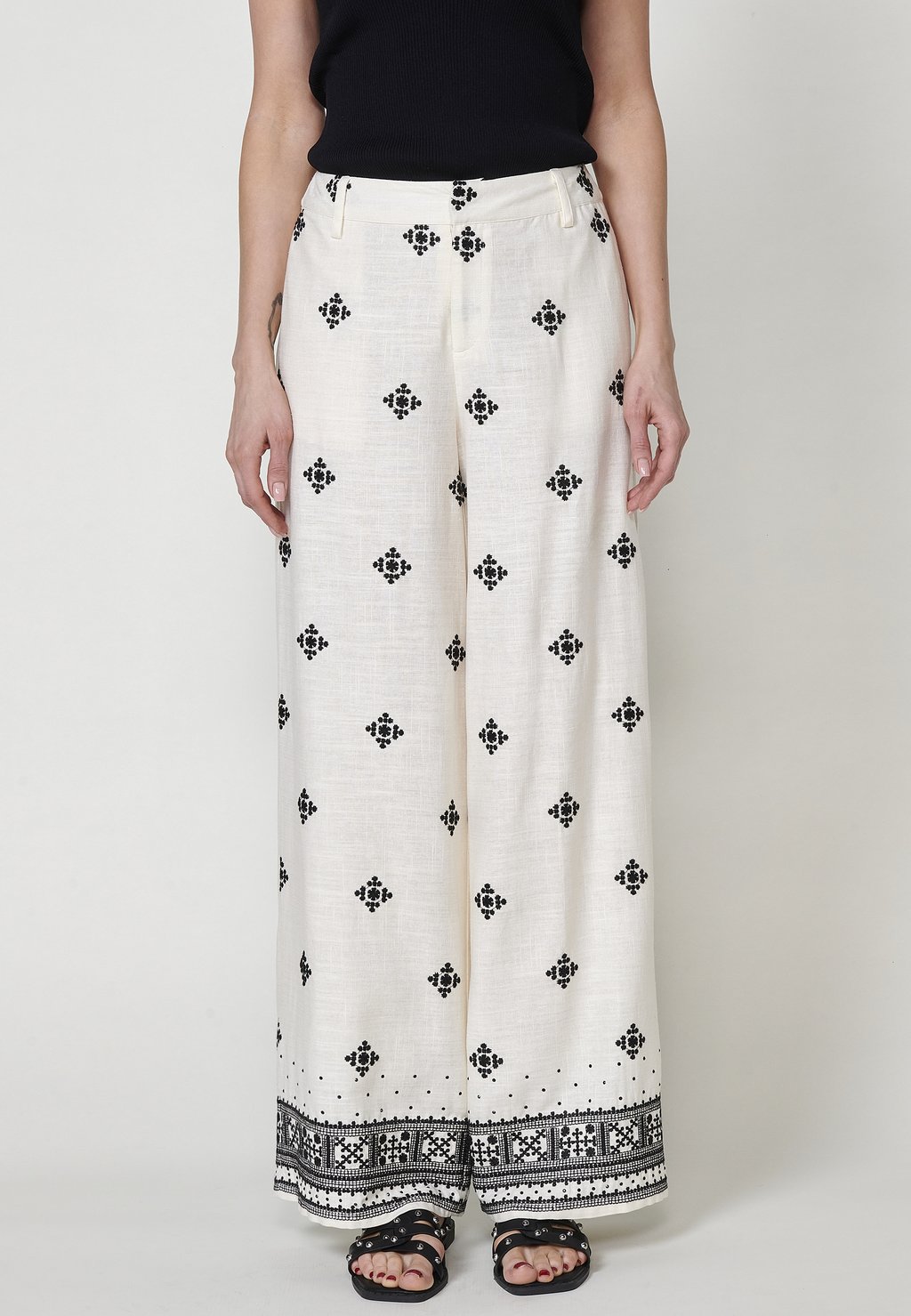 Брюки Koroshi, кремовый
Брюки Koroshi, кремовый