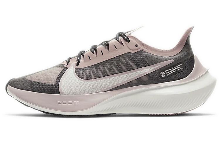 Женские кроссовки Nike Zoom Gravity 1
Женские кроссовки Nike Zoom Gravity 1