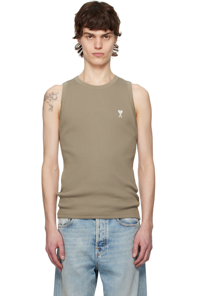 Хлопковый рибами топ ami de coeur Ami Paris, цвет laurel
Хлопковый рибами топ ami de coeur Ami Paris, цвет laurel