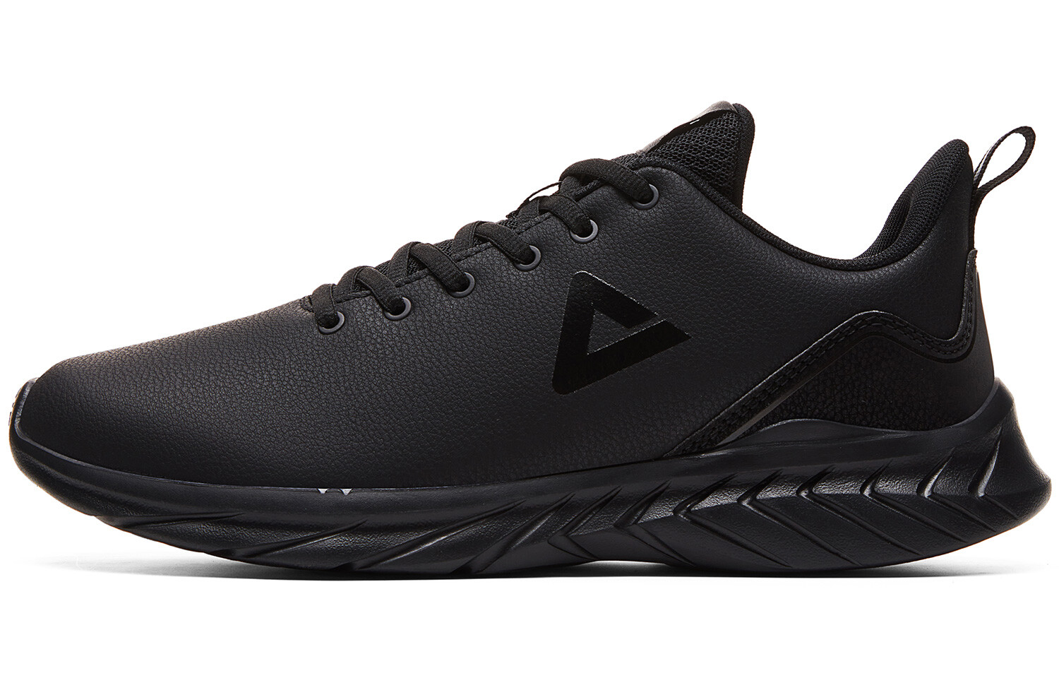 Кроссовки Qingyi мужские низкие черные Peak
Кроссовки Qingyi мужские низкие черные Peak