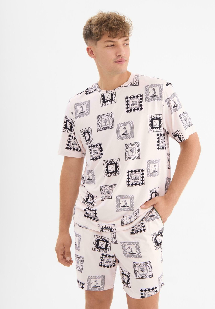 Пижамный комплект Chelsea Peers SET, Off White/Off-White
Пижамный комплект Chelsea Peers SET, Off White/Off-White