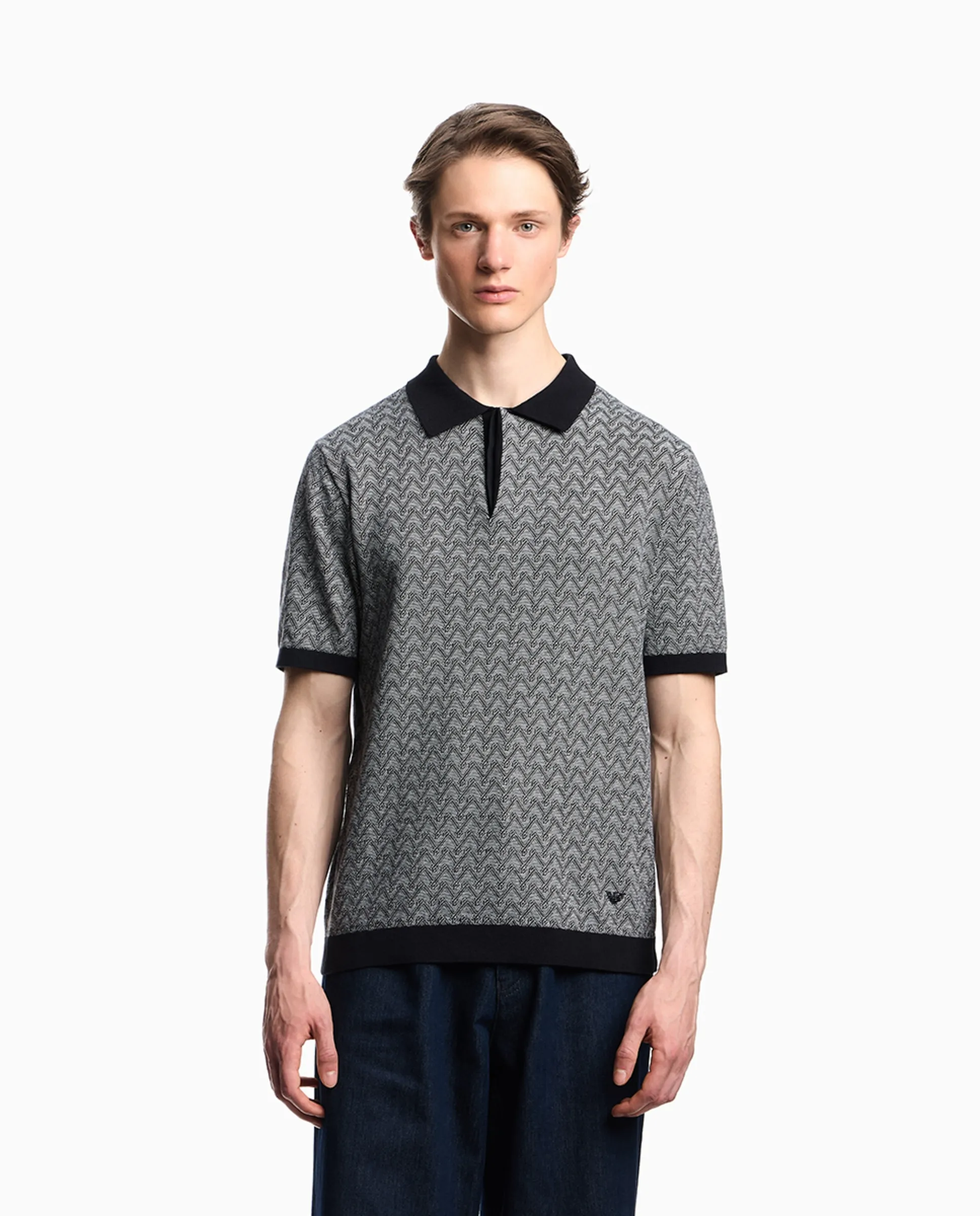 Мужская поло с коротким рукавом из трикотажа Emporio Armani, темно-синий
Мужская поло с коротким рукавом из трикотажа Emporio Armani, темно-синий