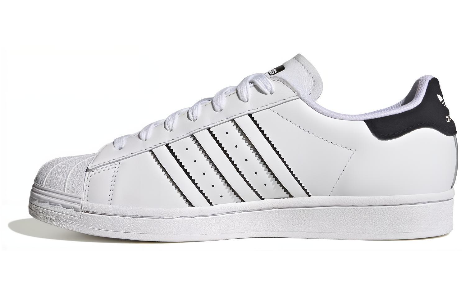 Adidas Originals Superstar White Black Outlined
Adidas Originals Superstar White Black Outlined