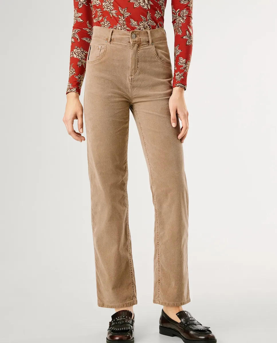 Женские брюки с пятью карманами из эластичного вельвета Pepe Jeans, бежевый
Женские брюки с пятью карманами из эластичного вельвета Pepe Jeans, бежевый