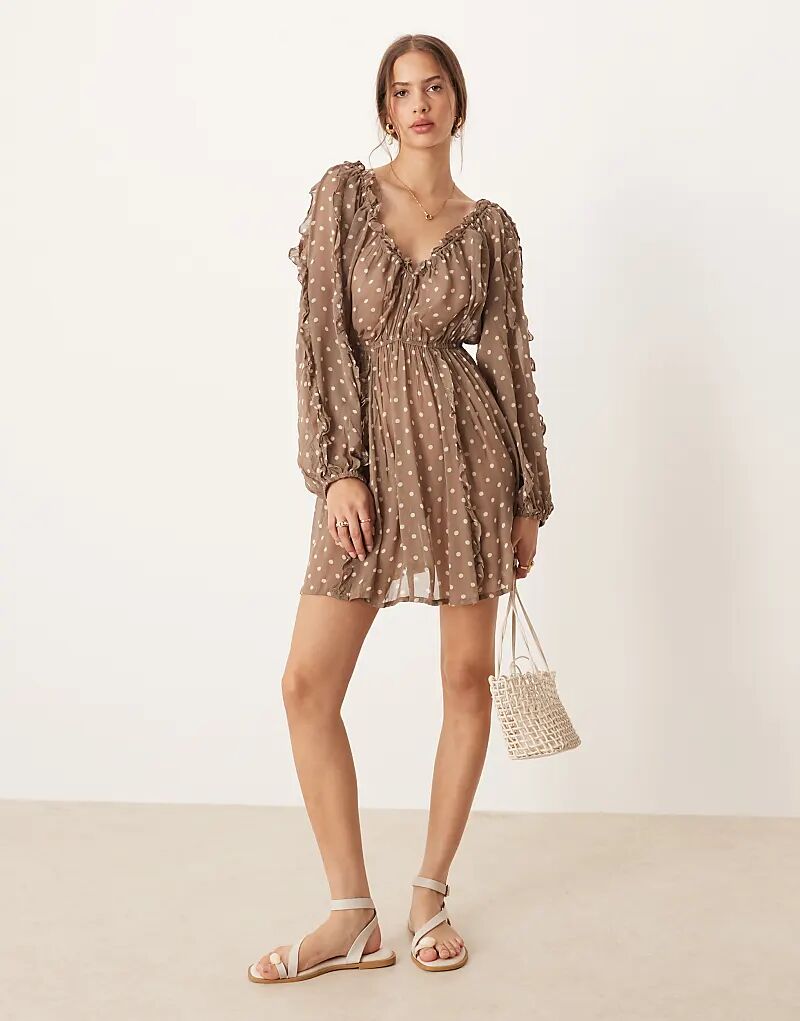 Мини-платье ASOS DESIGN с оборками, V-образным вырезом и завязкой спереди в шоколадный горошек
Мини-платье ASOS DESIGN с оборками, V-образным вырезом и завязкой спереди в шоколадный горошек