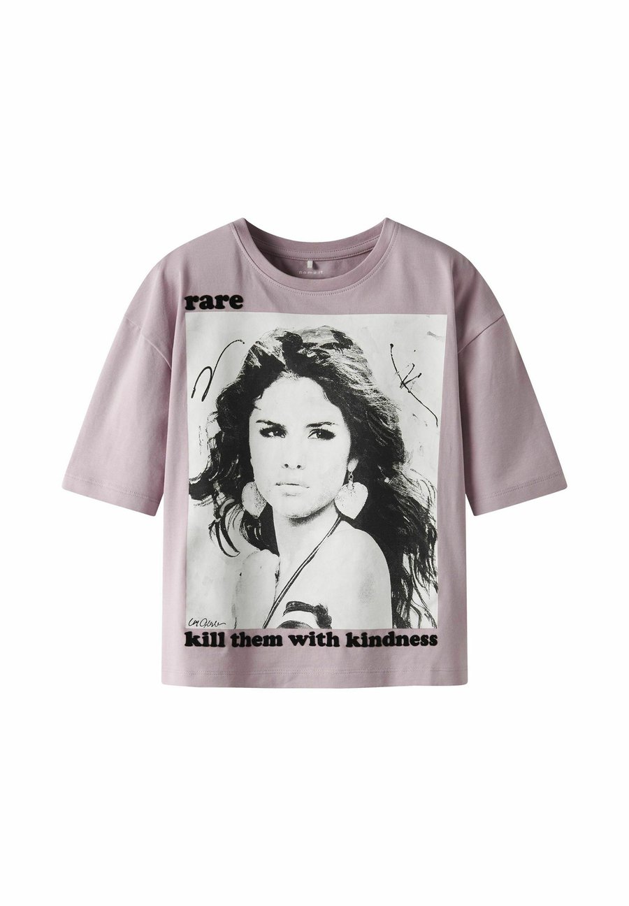 Футболка Name it Print T-shirt, Keepsake Lilac/Purple, Фиолетовый, Футболка Name it Print T-shirt, Keepsake Lilac/Purple
Футболка Name it Print T-shirt, Keepsake Lilac/Purple, Фиолетовый, Футболка Name it Print T-shirt, Keepsake Lilac/Purple