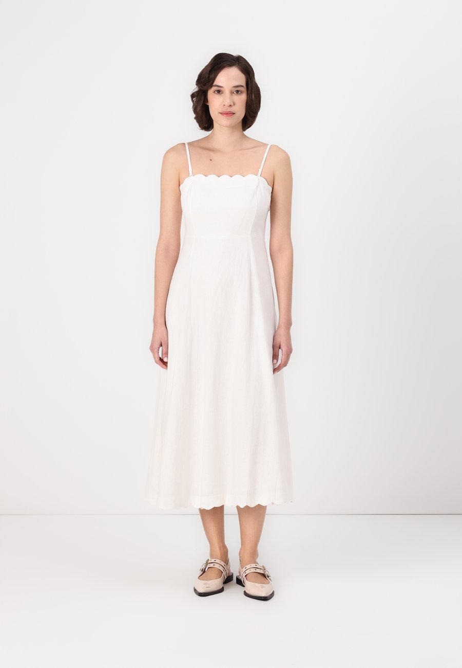 Платье GAP SCALLOP , New Off White/Off-White
Платье GAP SCALLOP , New Off White/Off-White