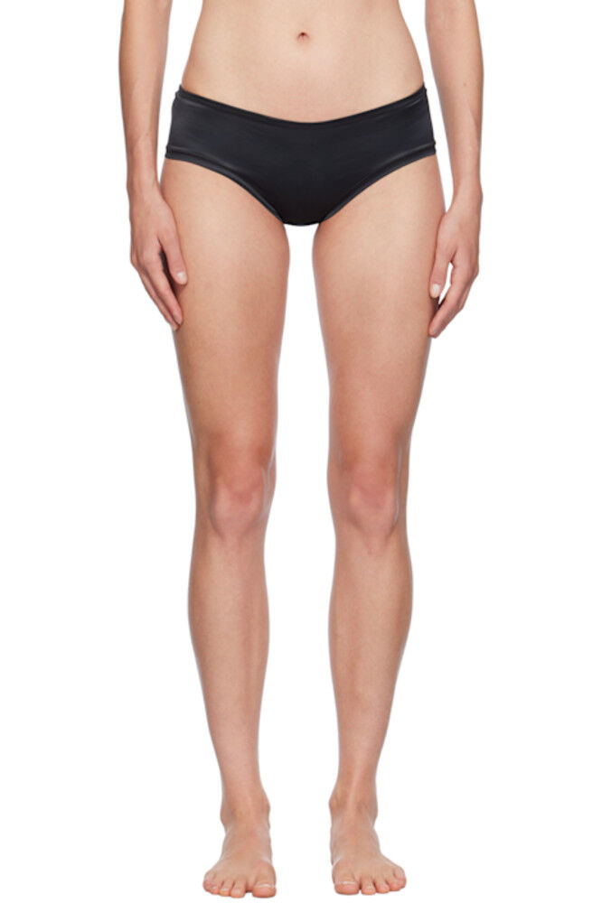 Черные атласные трусики Annabelle Yasmine Eslami
Черные атласные трусики Annabelle Yasmine Eslami