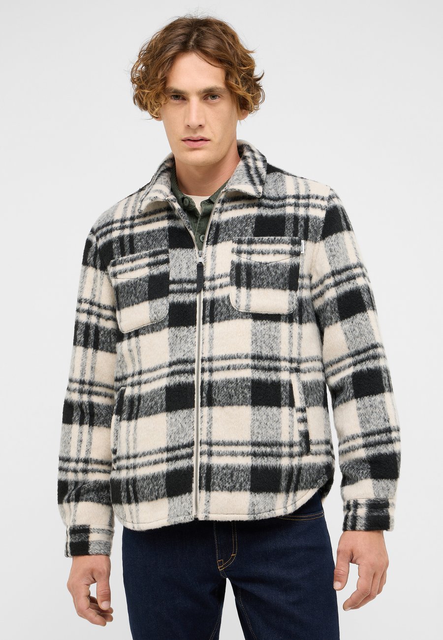 Куртка Mustang STYLE PHILO, Bunt/Multi-Coloured
Куртка Mustang STYLE PHILO, Bunt/Multi-Coloured