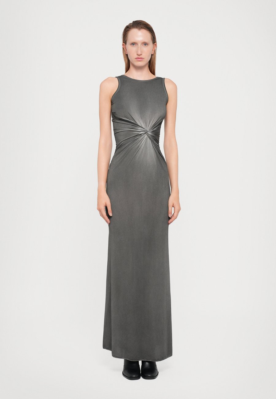 Платье Ioannes KNOT MAXI DRESS, Graphite/Anthracite
Платье Ioannes KNOT MAXI DRESS, Graphite/Anthracite