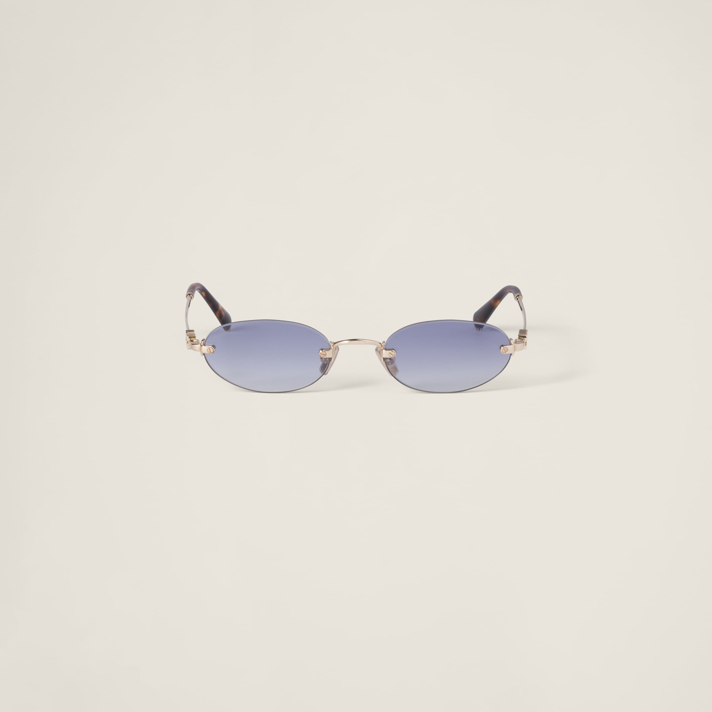 Солнцезащитные очки miu miu с логотипом MIU MIU, индиговые линзы
Солнцезащитные очки miu miu с логотипом MIU MIU, индиговые линзы