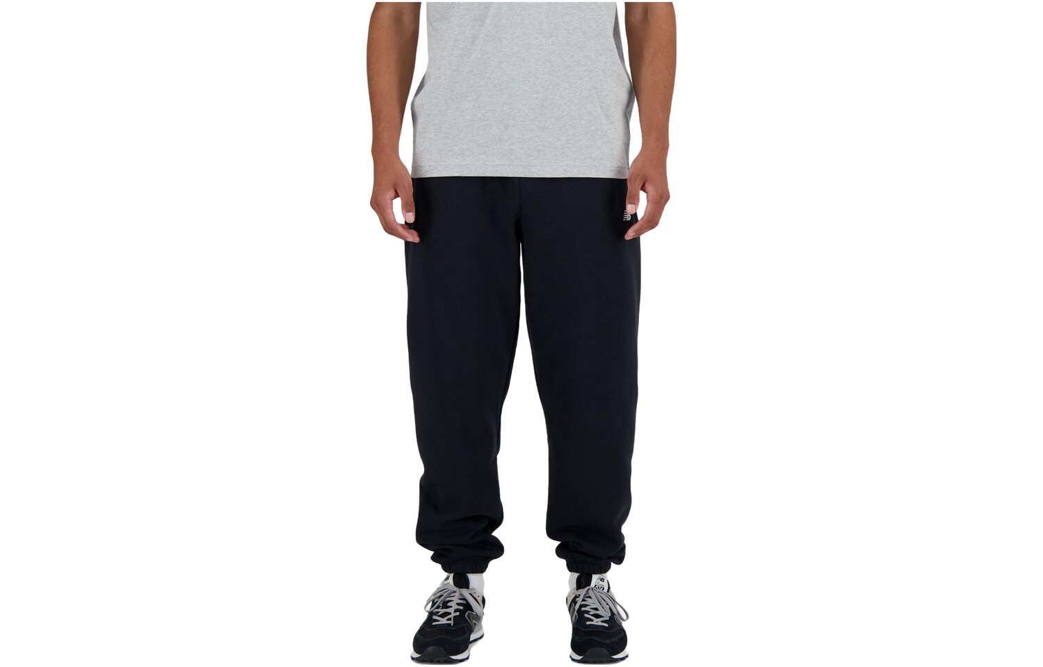 Спортивные трикотажные штаны Essentials мужские черные New Balance, черный
Спортивные трикотажные штаны Essentials мужские черные New Balance, черный