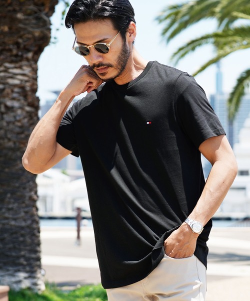 Мужская футболка с коротким рукавом, круглым вырезом, из хлопка, с нашивкой в виде флага TOMMY HILFIGER, черный
Мужская футболка с коротким рукавом, круглым вырезом, из хлопка, с нашивкой в виде флага TOMMY HILFIGER, черный