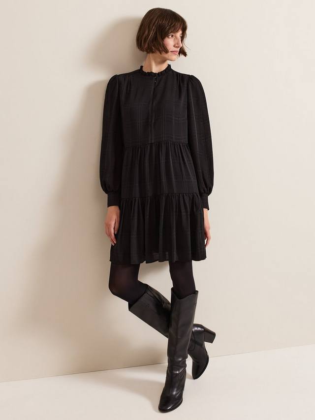 Мини-платье shreya swing Phase Eight, черный
Мини-платье shreya swing Phase Eight, черный