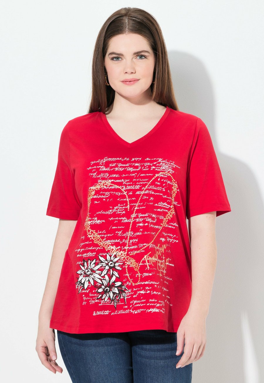 Футболка Ulla Popken GRAPHIC LETTERING SHORT SLEEVE RHINESTONE TEE, Salsa/Red, Красный, Футболка Ulla Popken GRAPHIC LETTERING SHORT SLEEVE RHINESTONE TEE, Salsa/Red
Футболка Ulla Popken GRAPHIC LETTERING SHORT SLEEVE RHINESTONE TEE, Salsa/Red, Красный, Футболка Ulla Popken GRAPHIC LETTERING SHORT SLEEVE RHINESTONE TEE, Salsa/Red