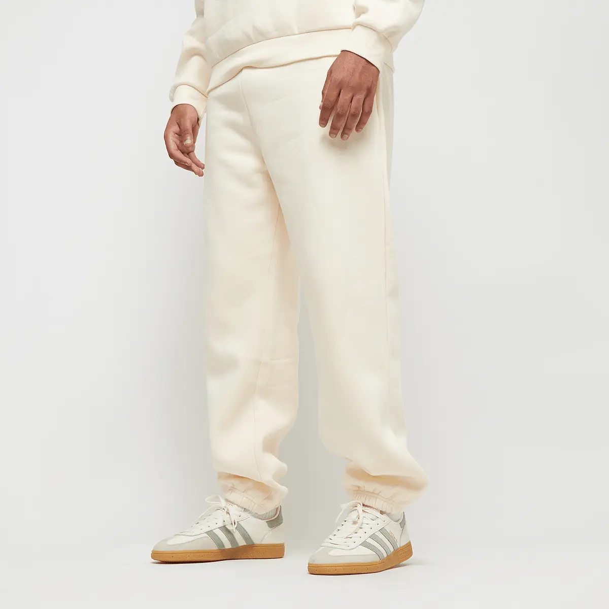 Спортивные брюки Urban Classics Fluffy Sweatpants, бежевый
Спортивные брюки Urban Classics Fluffy Sweatpants, бежевый