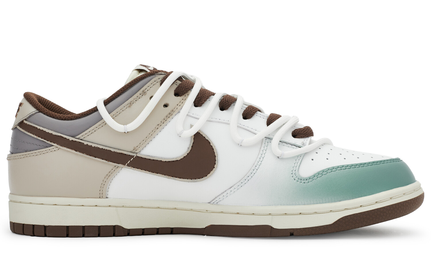 Кроссовки Nike Dunk Skateboarding Shoes Unisex Low-top Coffee/brown, белый/зеленый//коричневый
Кроссовки Nike Dunk Skateboarding Shoes Unisex Low-top Coffee/brown, белый/зеленый//коричневый