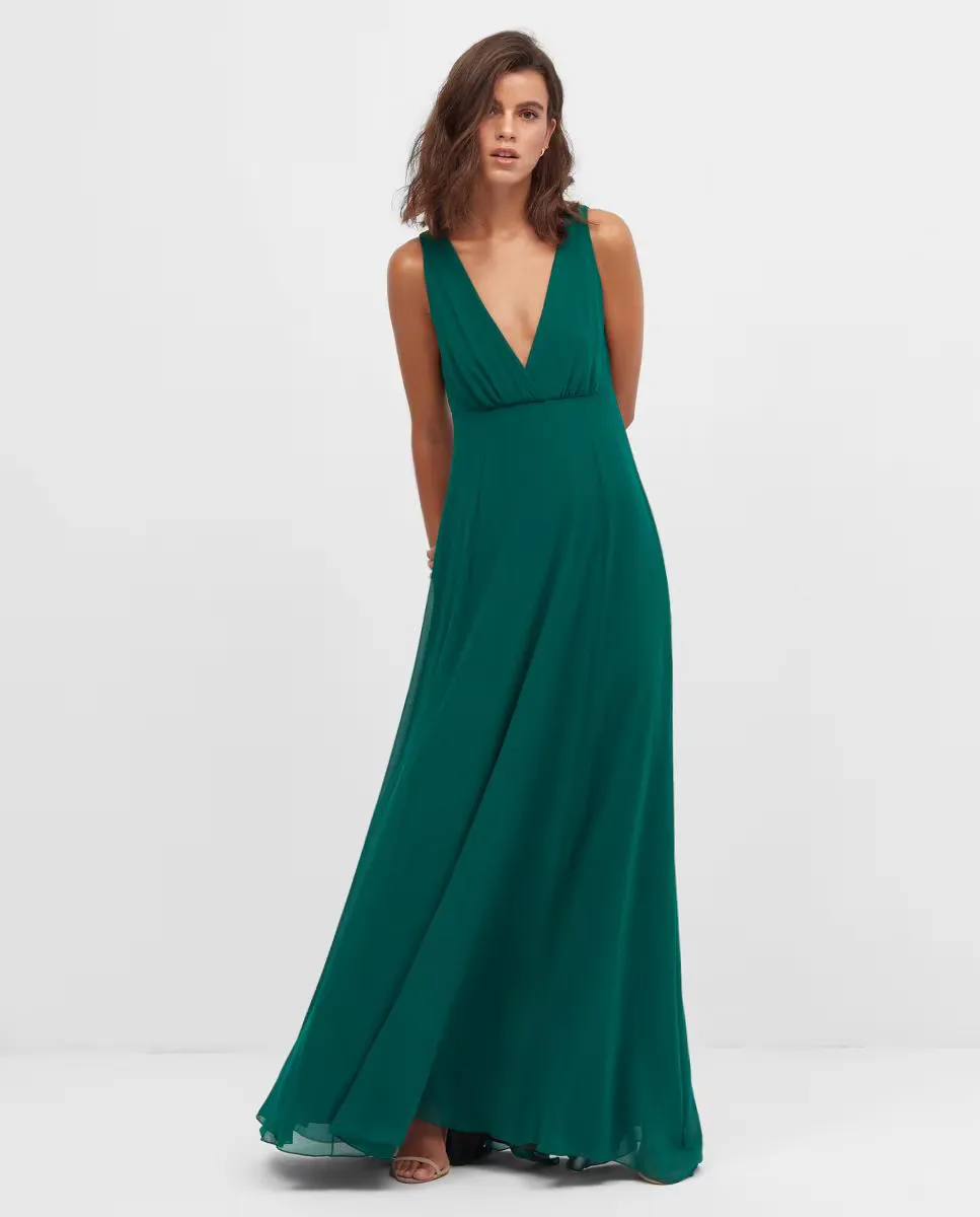 Длинное шифоновое платье и расклешенная юбка Veneno en la piel, зеленый
Длинное шифоновое платье и расклешенная юбка Veneno en la piel, зеленый