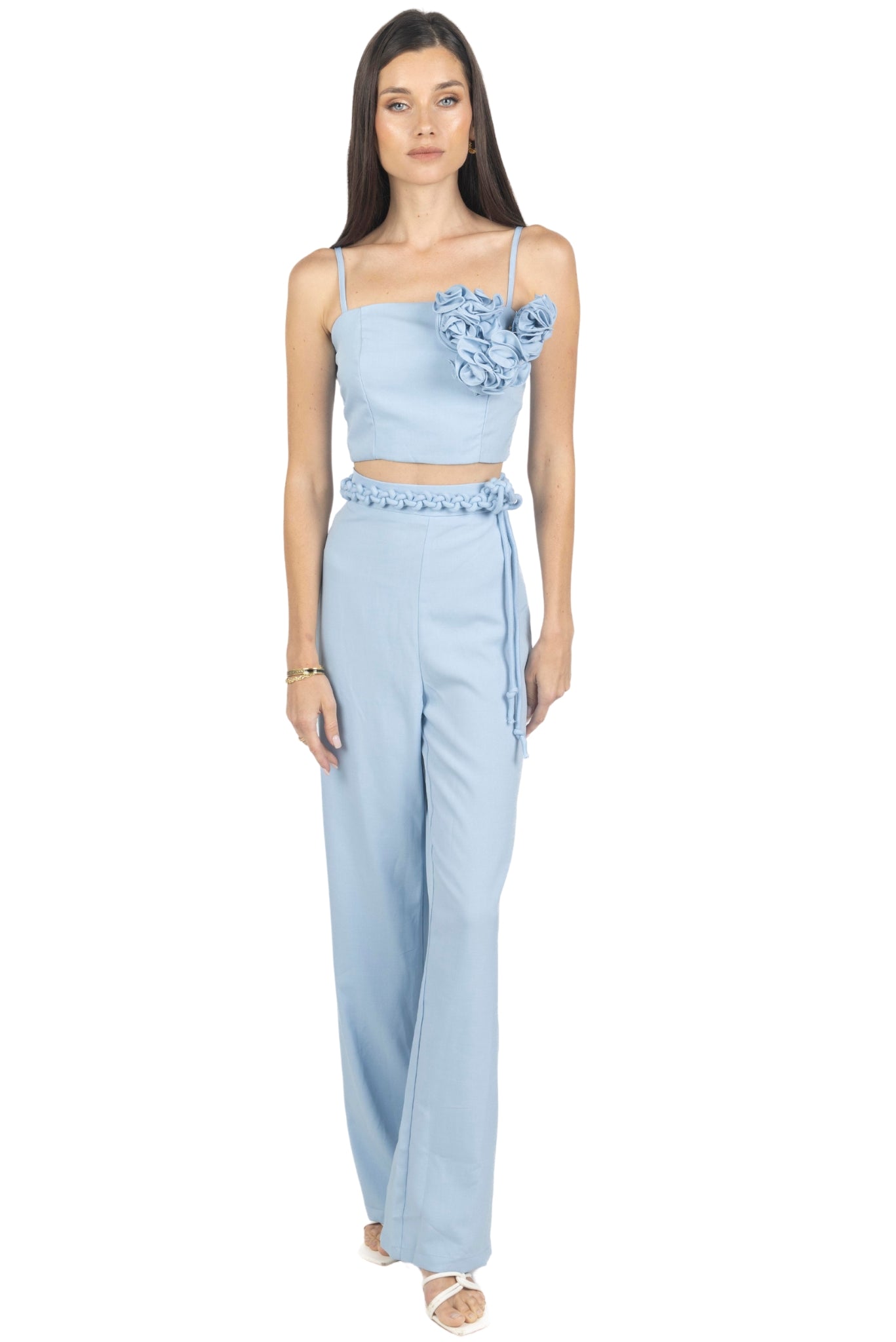 Комплект брюк и топа Rosalia в цвете Celeste Akalia, синий
Комплект брюк и топа Rosalia в цвете Celeste Akalia, синий