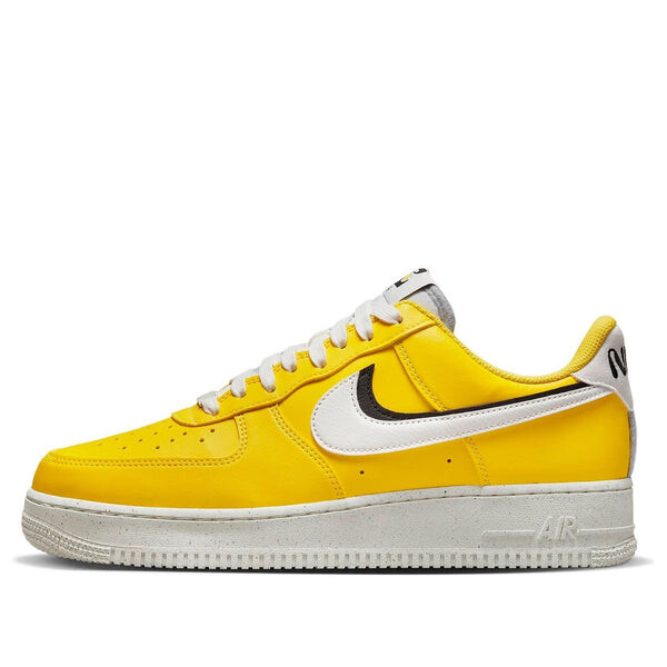 Кроссовки air force 1 '07 lv8 '82 - tour yellow' Nike, желтый 
Кроссовки air force 1 '07 lv8 '82 - tour yellow' Nike, желтый