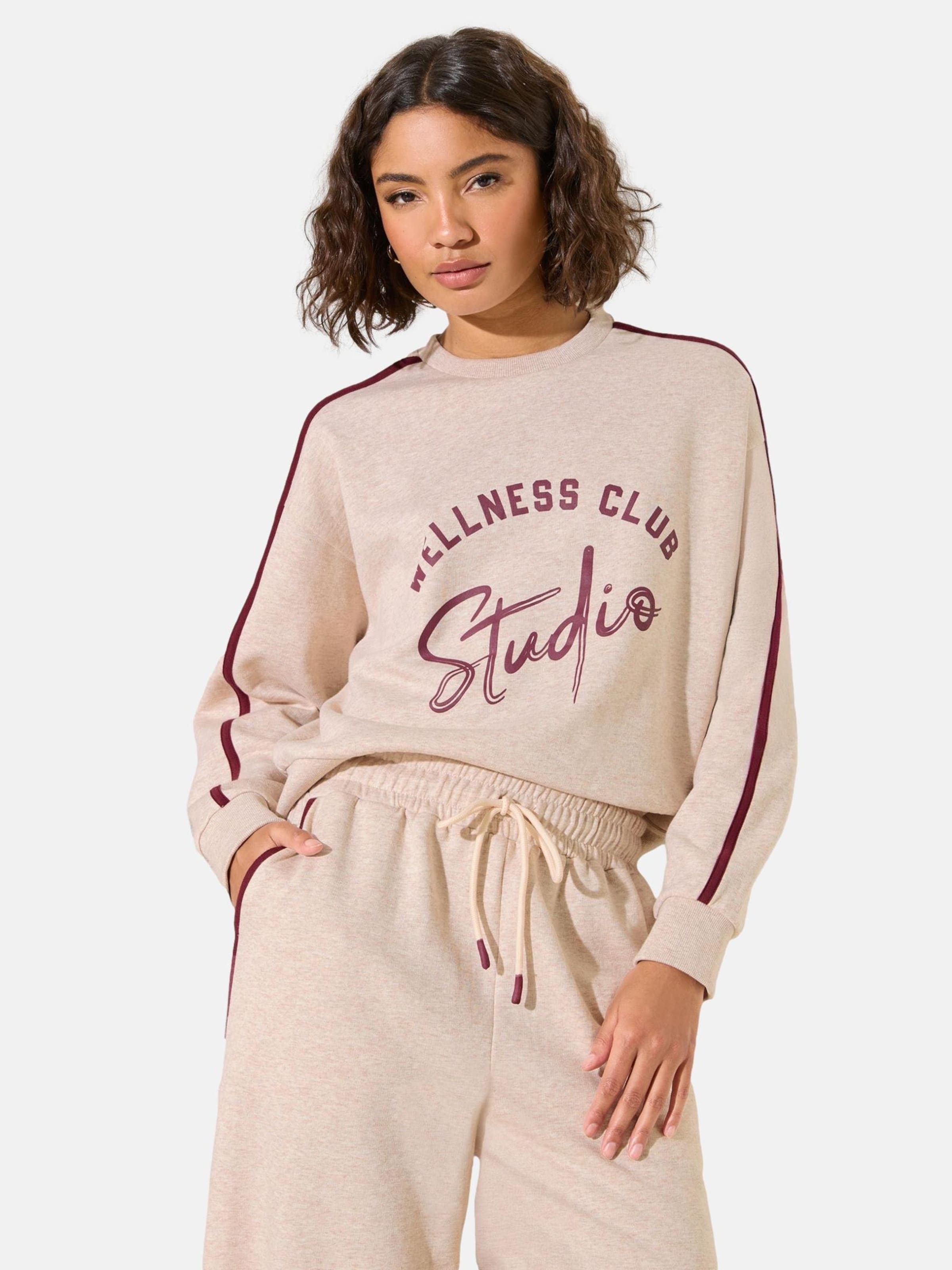 Friends Like These Свитшот 'Studio' в цвете Cream
Friends Like These Свитшот 'Studio' в цвете Cream