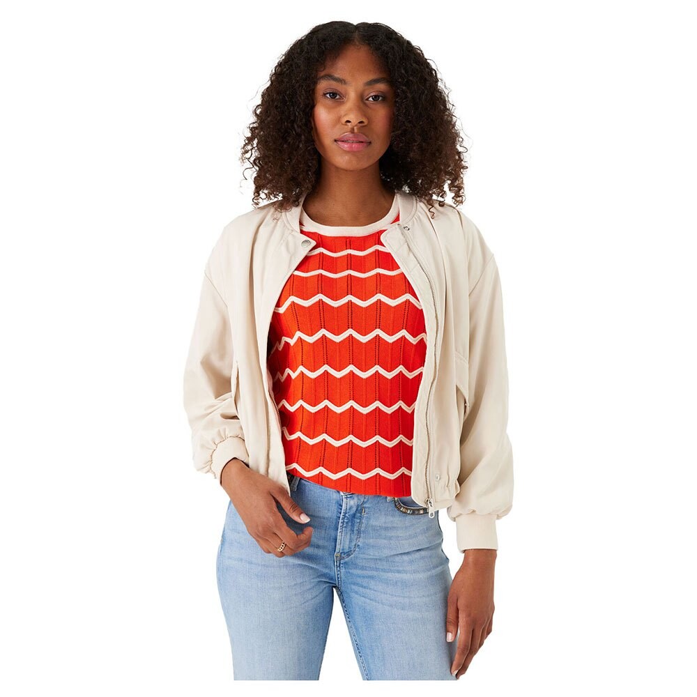 Куртка Garcia Gj400206, красный
Куртка Garcia Gj400206, красный