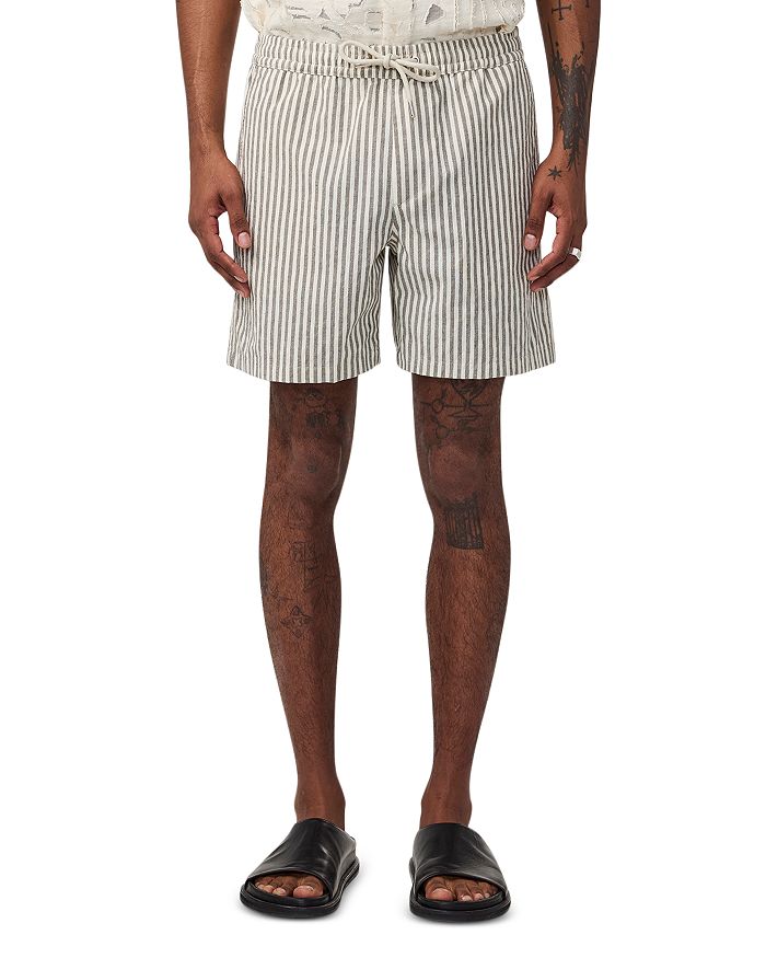 Грегор Шорты с полосками и шнурком NN07, зеленый
Грегор Шорты с полосками и шнурком NN07, зеленый