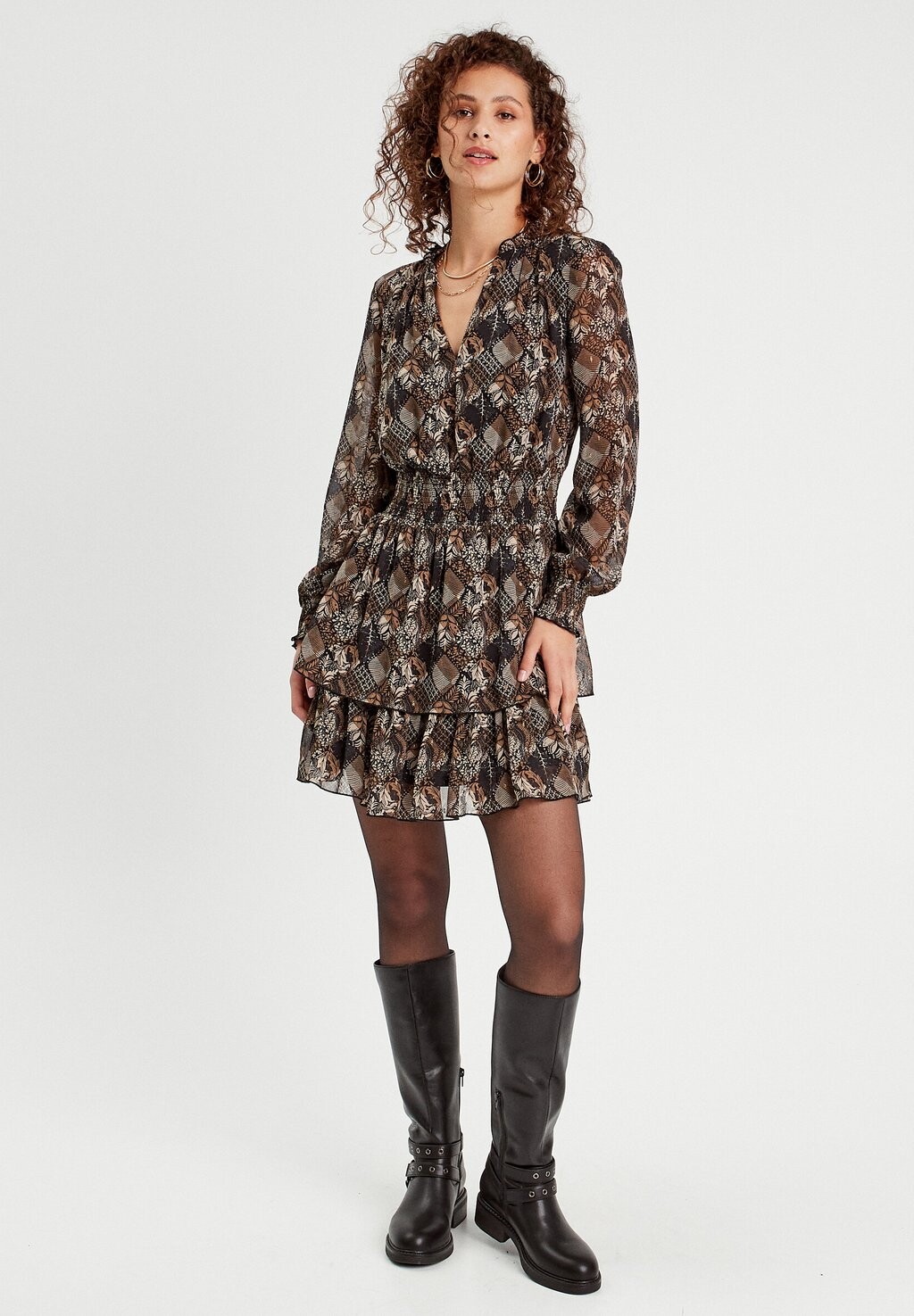 Повседневное платье AUSGESTELLTES RÜSCHEN Cache Cache, черный
Повседневное платье AUSGESTELLTES RÜSCHEN Cache Cache, черный