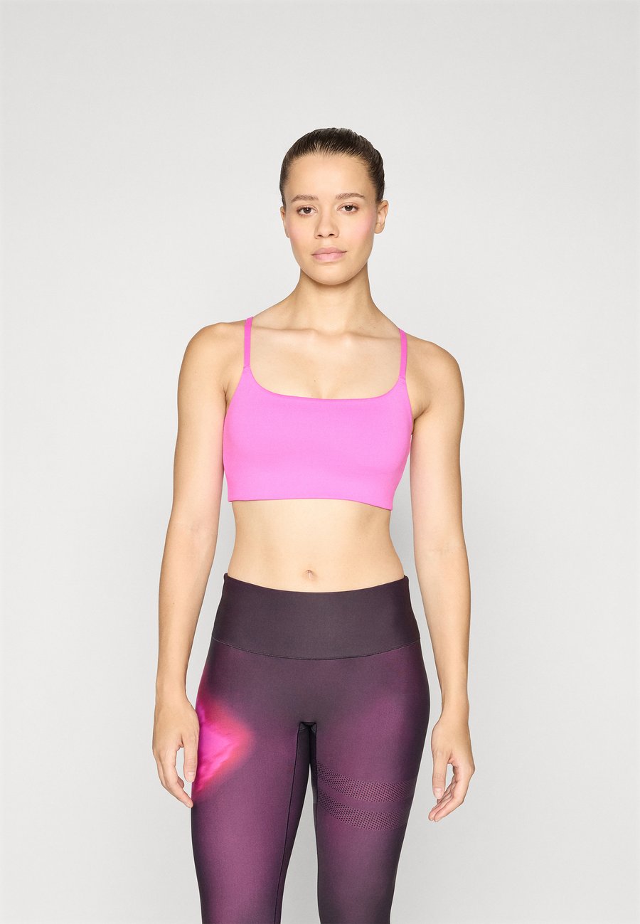 Бюстгальтер Stronger THE ONE STRAP BRA, Magenta/Pink
Бюстгальтер Stronger THE ONE STRAP BRA, Magenta/Pink