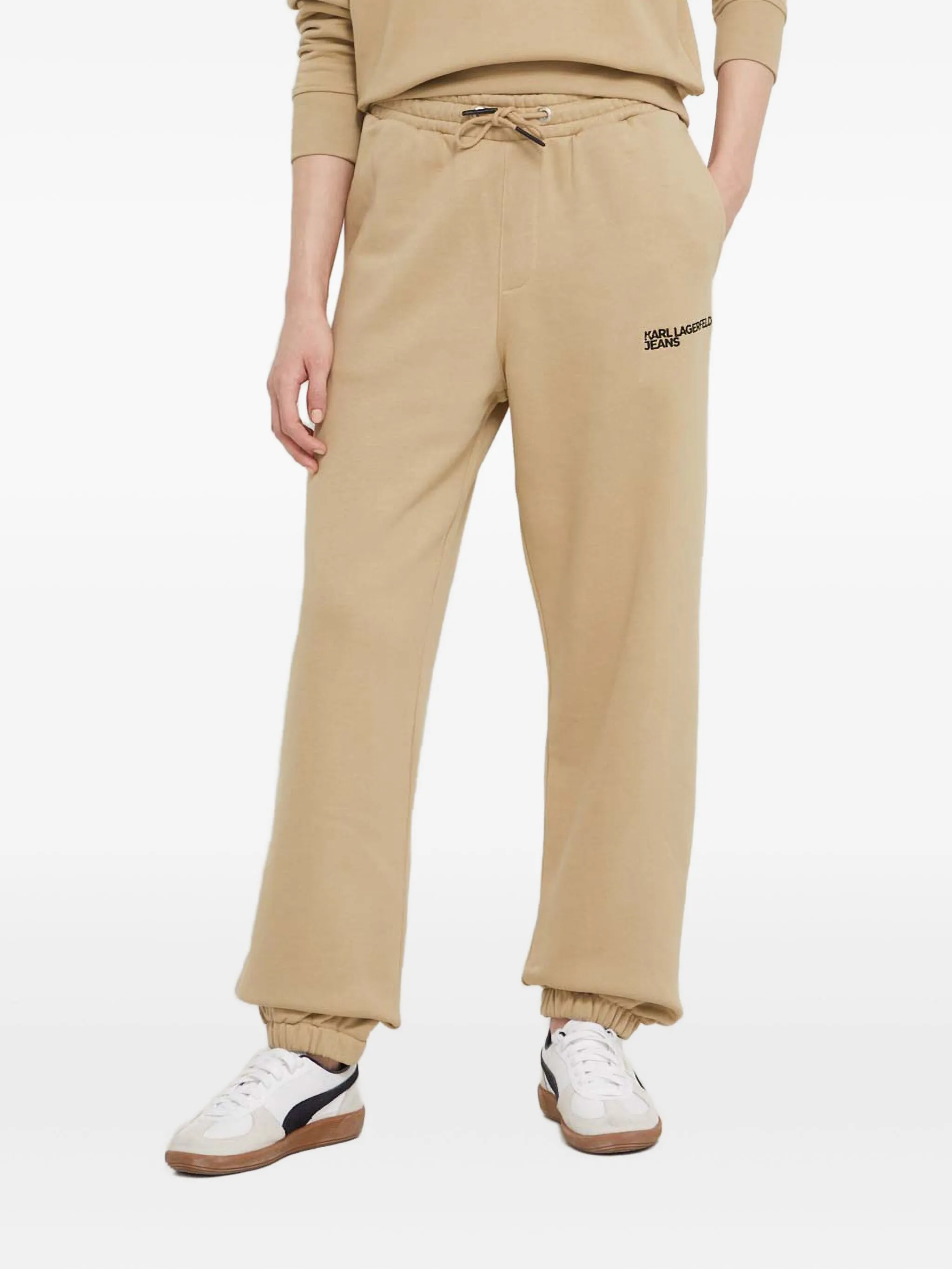 Спортивные брюки с кулиской и логотипом Karl Lagerfeld Jeans, бежевый
Спортивные брюки с кулиской и логотипом Karl Lagerfeld Jeans, бежевый