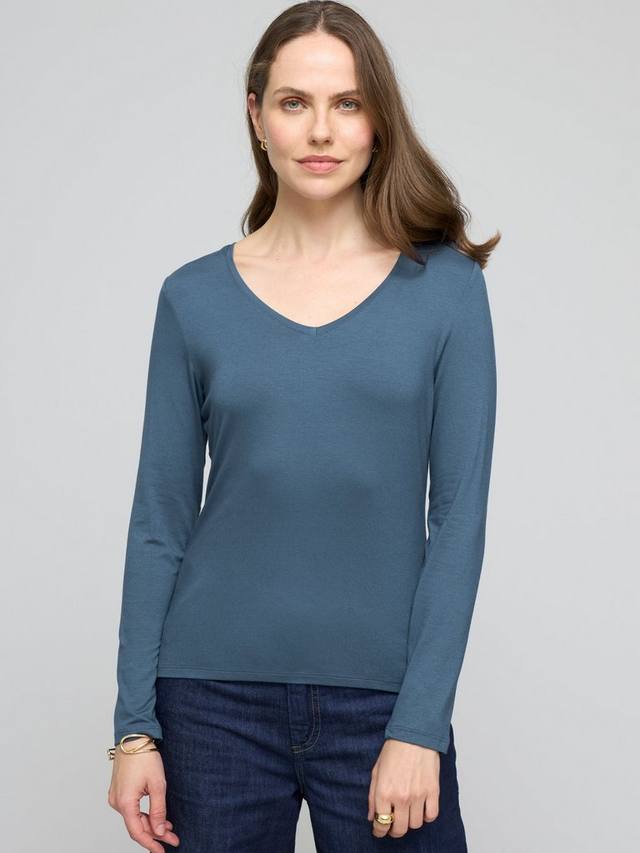 Классический топ с v-образным вырезом Celtic & Co., цвет Slate
Классический топ с v-образным вырезом Celtic & Co., цвет Slate