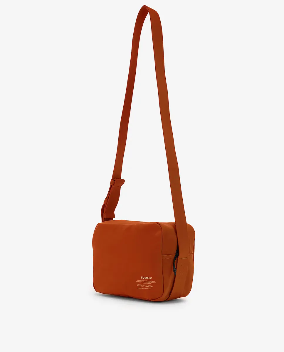 Регулируемая сумка через плечо с застежкой-молнией и внутренним карманом Ecoalf, оранжевый
Регулируемая сумка через плечо с застежкой-молнией и внутренним карманом Ecoalf, оранжевый