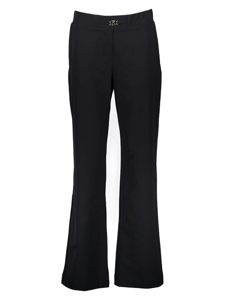 &Co Woman Брюки «Perrine Travel» черного цвета
&Co Woman Брюки «Perrine Travel» черного цвета