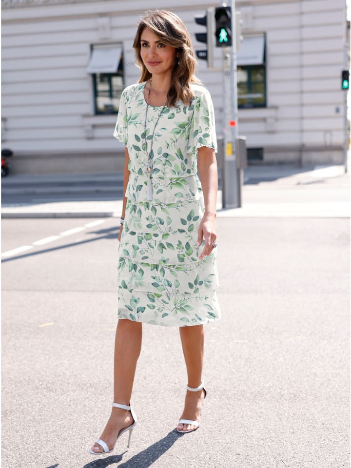 Платье с принтом белого цвета и эвкалиптовым принтом WITT WEIDEN
Платье с принтом белого цвета и эвкалиптовым принтом WITT WEIDEN